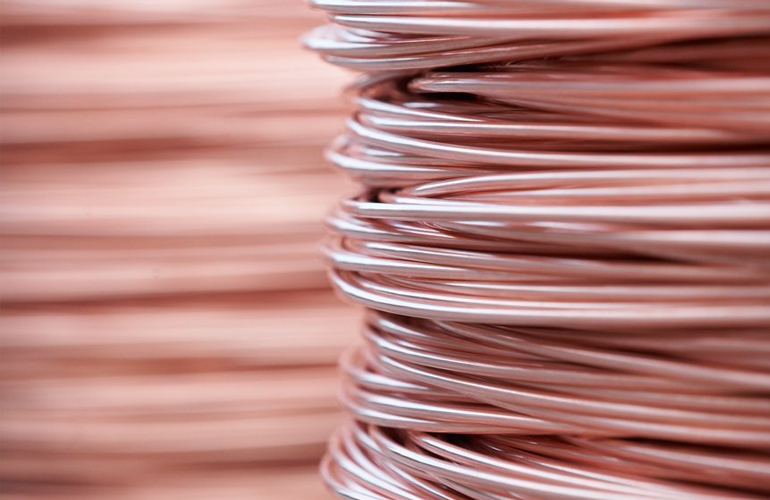 Fils et barres en cuivre bas carbone